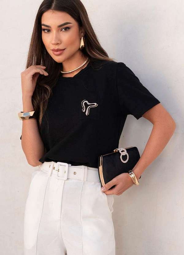 Miss Misses - Blusa Tamires Manga Curta C/Detalhe Metal Preto