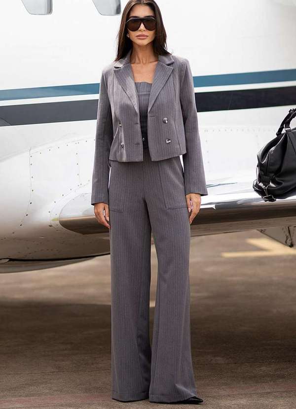 Dot Clothing - Blazer Curto Dot Clothing Risca de Giz Cinza