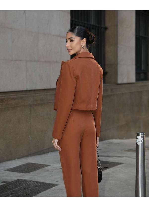 Dot Clothing - Blazer Cropped Dot Clothing Alfaiataria Bege Bege 2