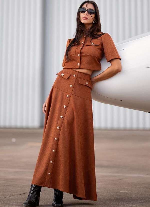 Dot Clothing - Conjunto Dot Clothing Saia Midi Suede Camel Marrom