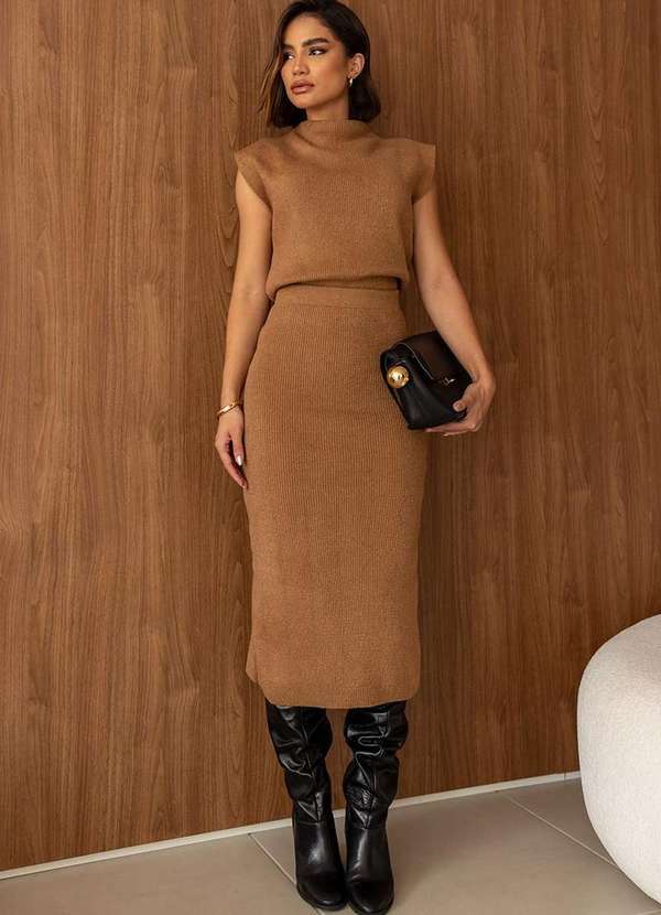 Dot Clothing - Conjunto Dot Clothing Tricot Midi Bege