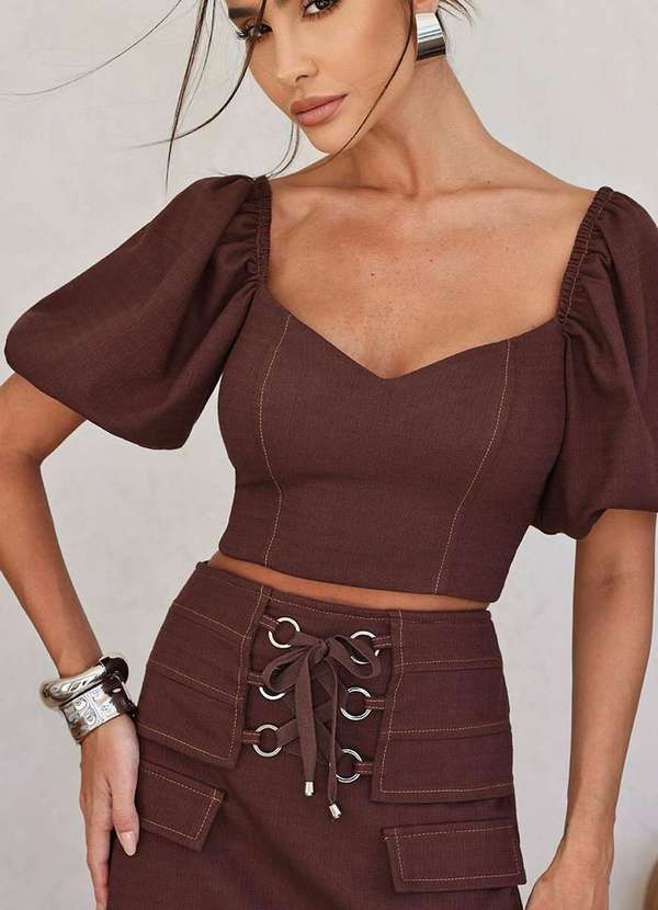 Dot Clothing - Conjunto Sonia Dot Clothing Cropped e Shorts Saia Marrom 4