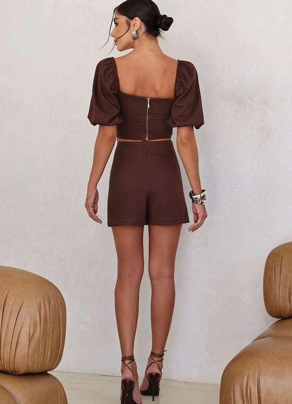 Dot Clothing - Conjunto Sonia Dot Clothing Cropped e Shorts Saia Marrom 8