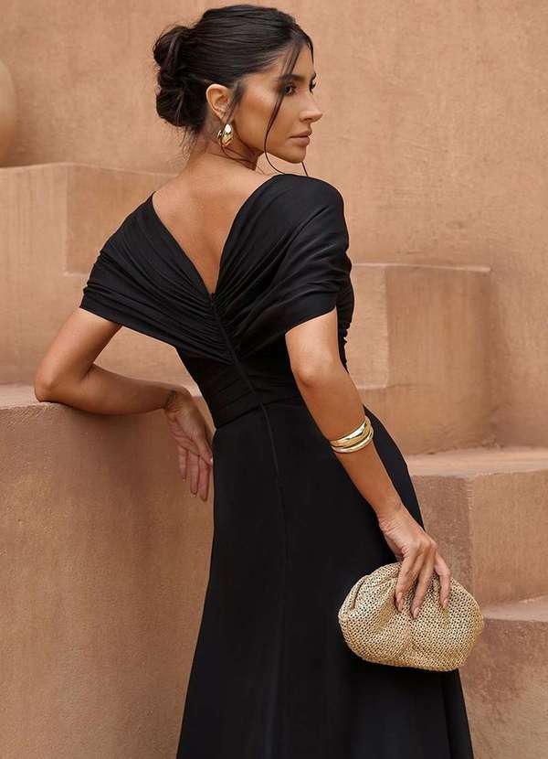 Dot Clothing - Vestido Dot Clothing Acetinado c/ Fenda Preto 8