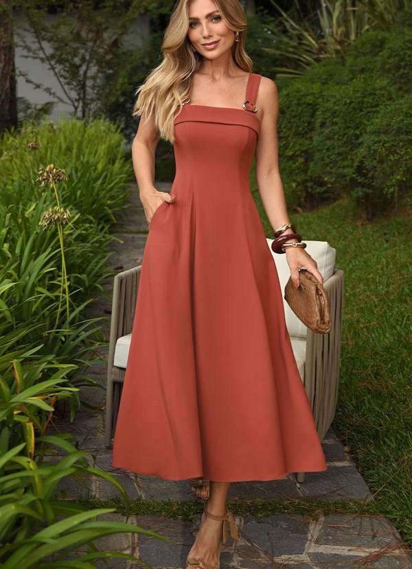 Miss Misses - Vestido Gisele com Detalhe Passante Metal Marrom