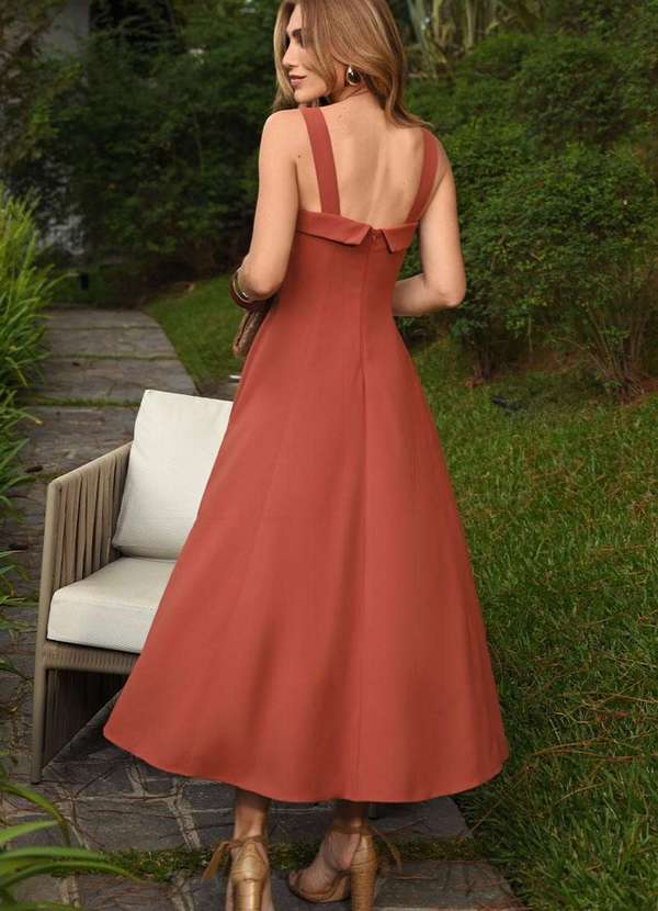 Miss Misses - Vestido Gisele com Detalhe Passante Metal Marrom 2