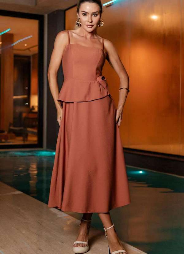 Miss Misses - Vestido Jessica c/ Detalhe Flor na Cintura Bege