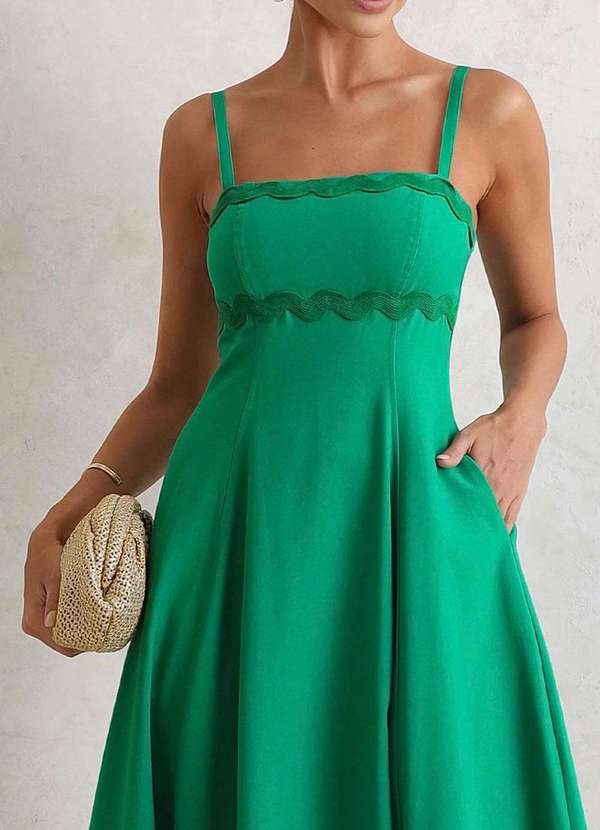 Miss Misses - Vestido Lidiane com Detalhe Guipir e com Alca Verde 3