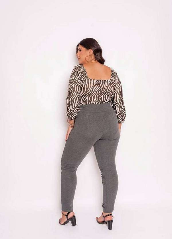Ana Maya Curves - Calca Feminina Montaria Plus Size com Ziper Cinza 2