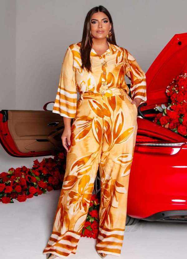 Predilects Plus - Conjunto Feminino de Calca e Camisa Plus Size Amarelo 3