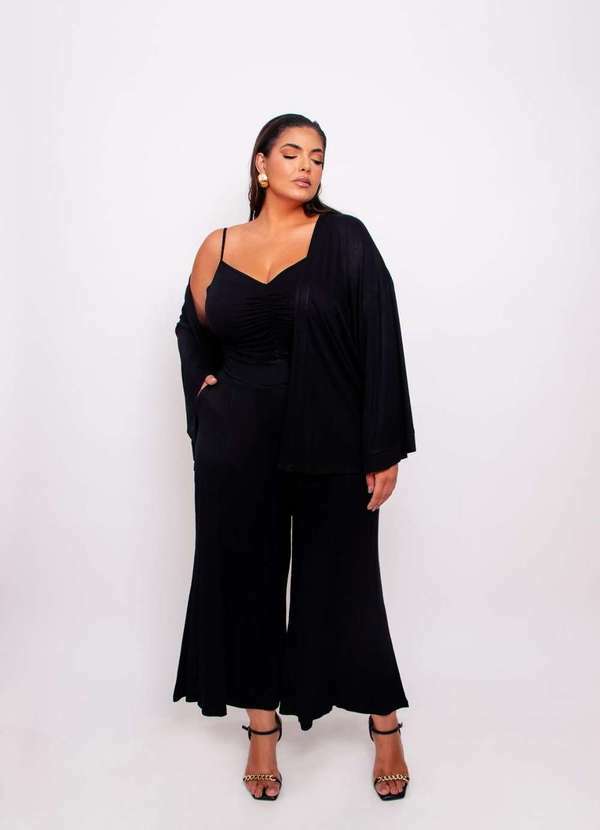 Ana Maya Curves - Conjunto Plus Size Calca Pantalona, Top e Kimono Preto