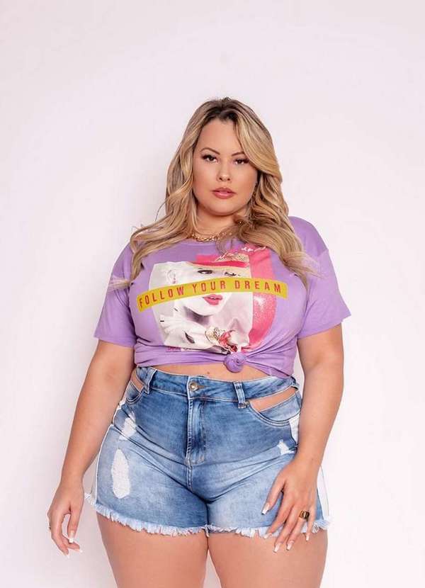 Predilects Plus - Short Plus Size Jeans com Abertura Lateral Azul