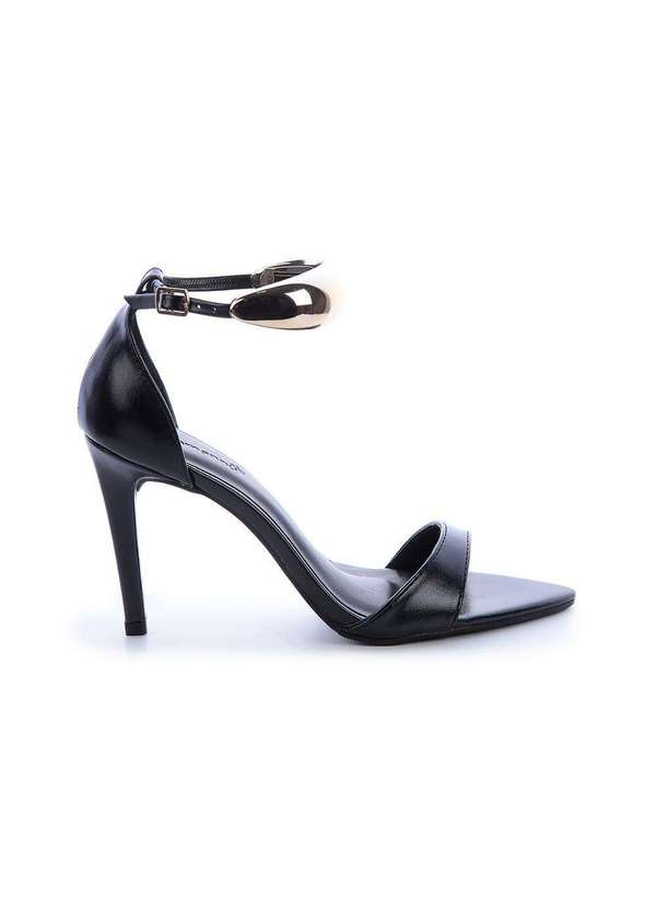 Sandália com Tornozeleira Naty Preto Preto Damannu Shoes