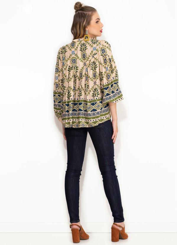 Farm - Bata de Viscose Abacaxinho Bege 4