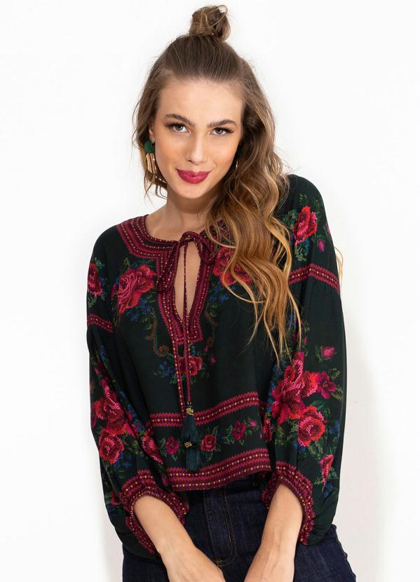 Farm - Bata de Viscose Flor Realeza Verde 1