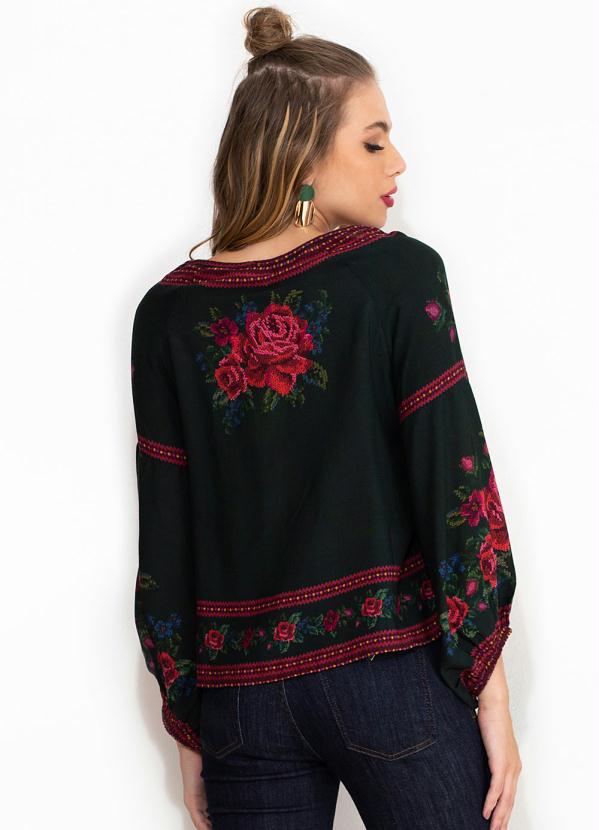 Farm - Bata de Viscose Flor Realeza Verde 2