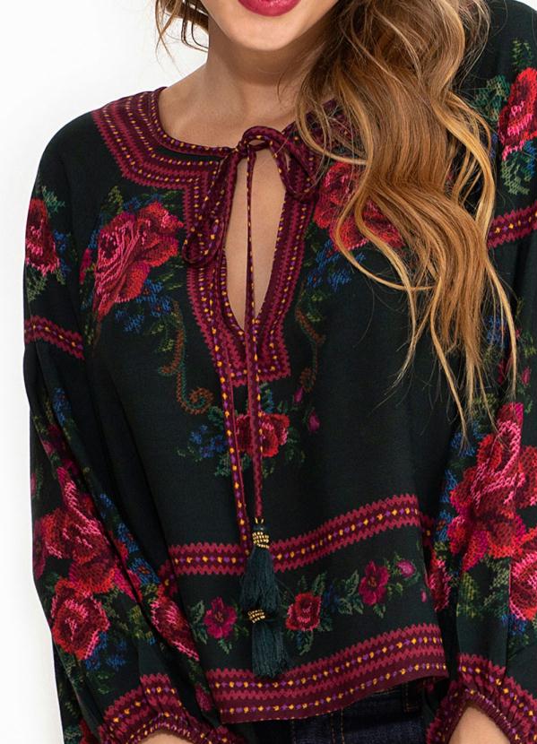 Farm - Bata de Viscose Flor Realeza Verde 6