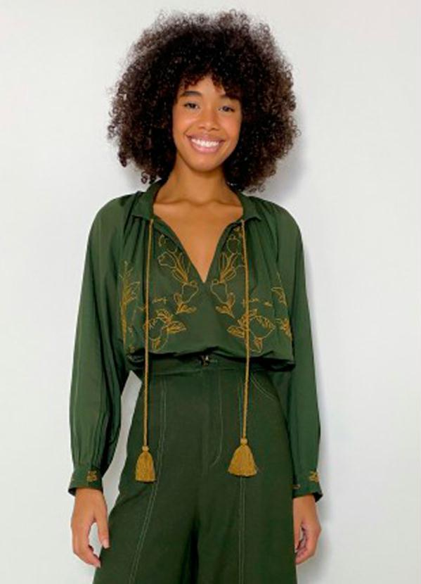 Farm - Blusa Bordada Fruta do Pé Verde
