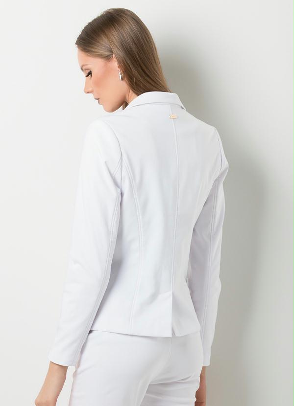 Quintess - Blazer Clássico com Botões Branco 3