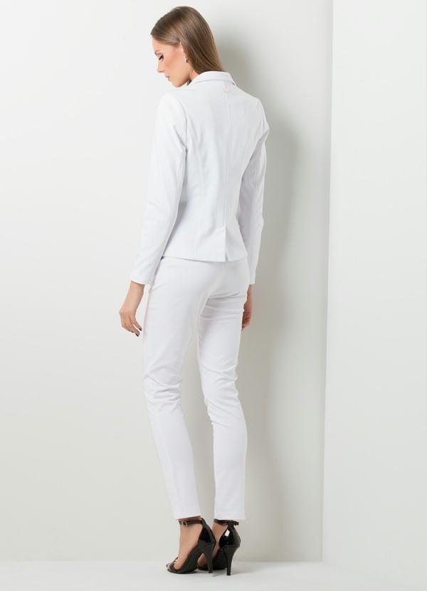 Quintess - Blazer Clássico com Botões Branco 5