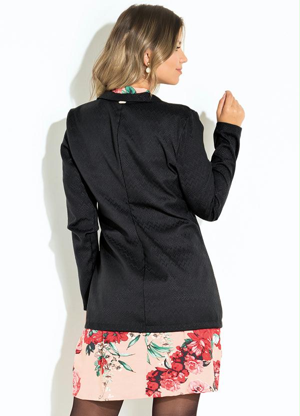 Quintess - Blazer Preto Recorte Central nas Costas 2