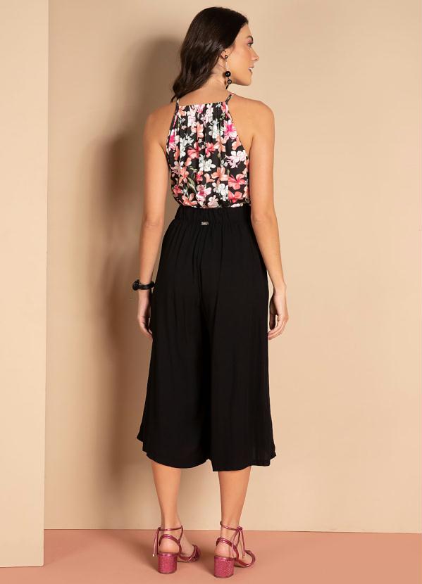 Quintess - Blusa Floral Rosa Halter com Gota e Botões 4