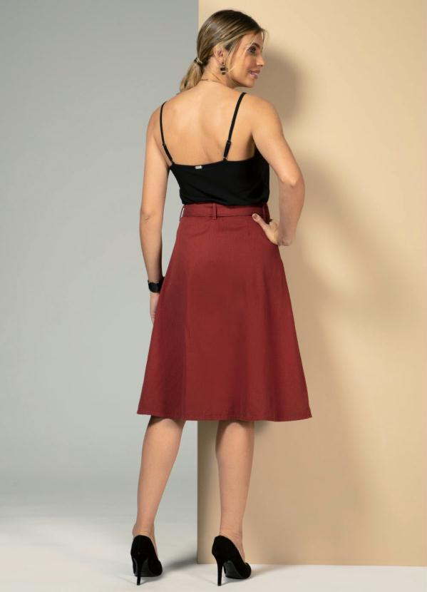 Quintess - Blusa Preta de Alças e com Detalhe de Renda 4