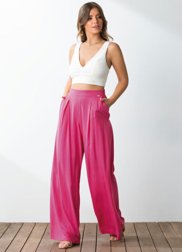 Quintess - Top Off White com Recorte Anatômico 6