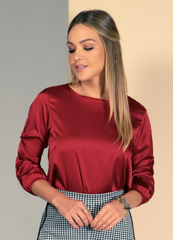 Quintess - Blusa Bordô com Pregas nas Mangas