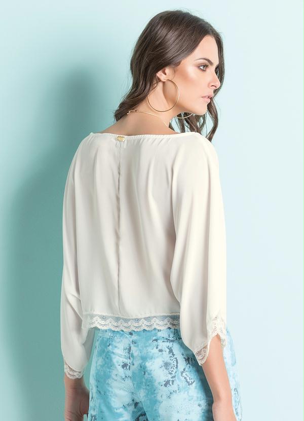 Quintess - Blusa com Manga Morcego Off White 2
