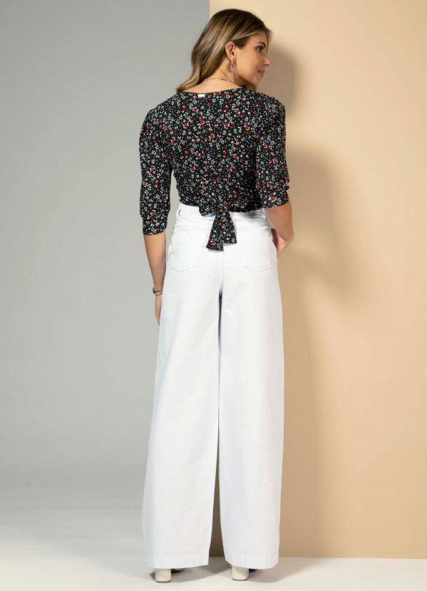 Quintess - Blusa Floral Preto com Amarração Costas 4