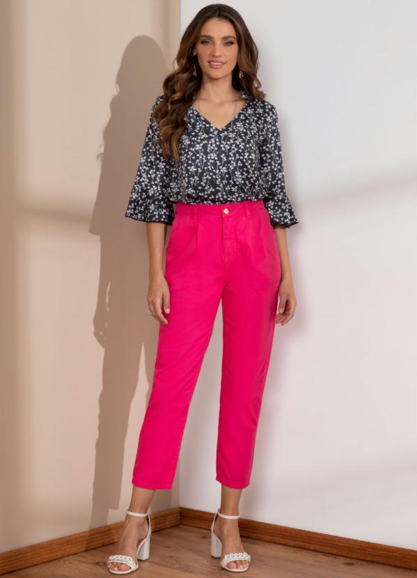 Quintess - Blusa Floral Preto Soltinha com Gola de Babados 3