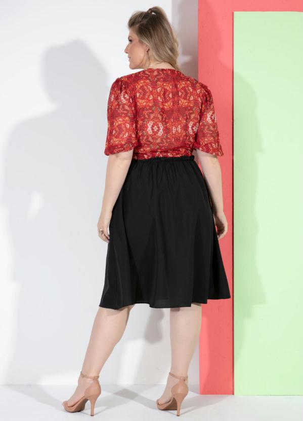 Quintess - Blusa Floral Vermelho com Amarração 10