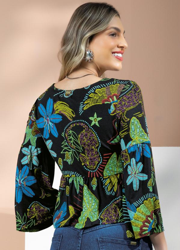 Quintess - Blusa Floresta Preta Soltinha 2