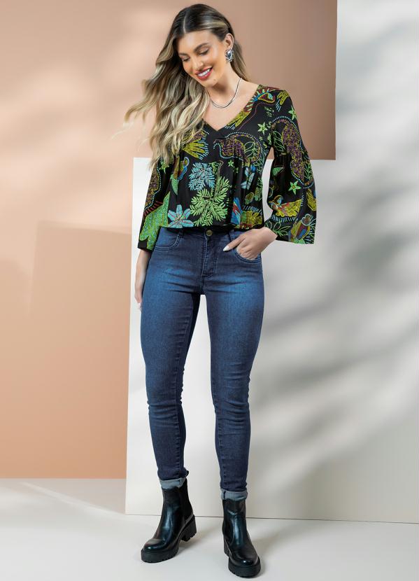 Quintess - Blusa Floresta Preta Soltinha 3