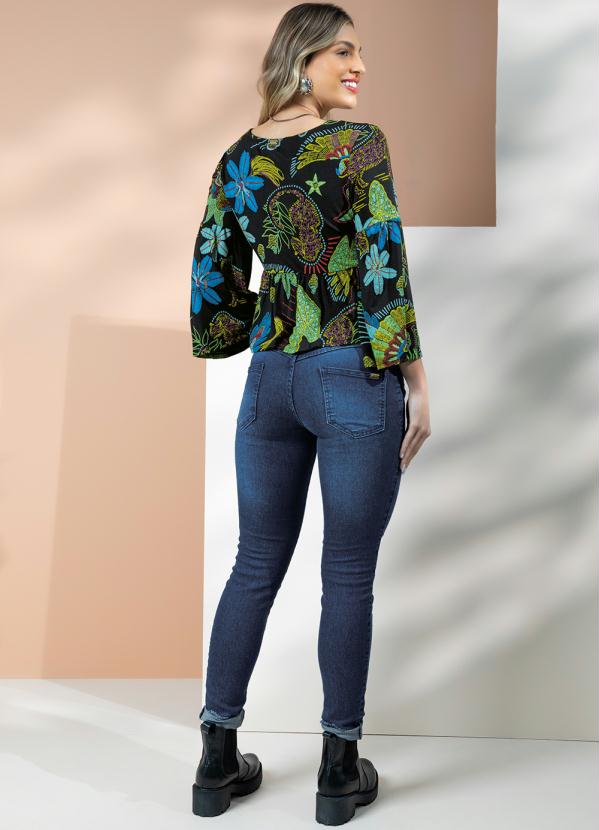 Quintess - Blusa Floresta Preta Soltinha 4