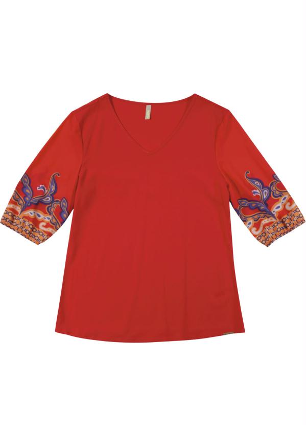 Blusa Manga Média em Tecido Vermelho Cativa