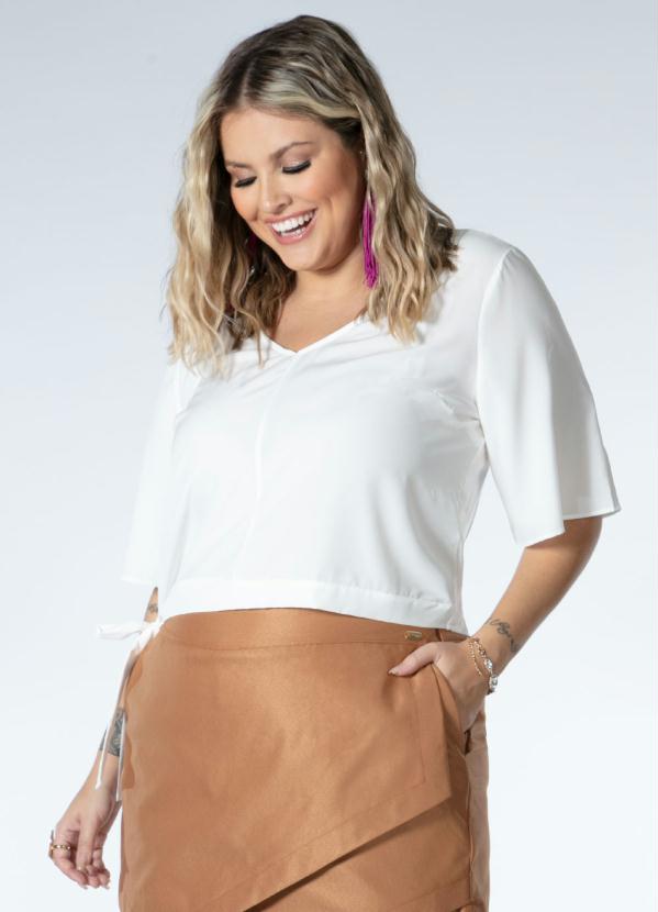 Quintess - Blusa Off White com Botões e Mangas Soltinhas 5