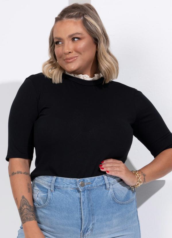 Quintess - Blusa Preta com Frufru no Decote 6