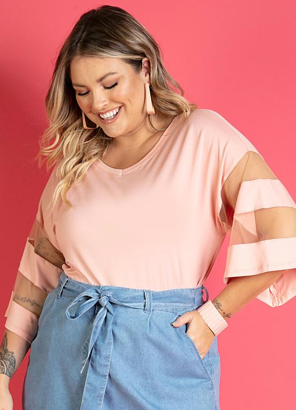 blusa com amarração na frente plus size