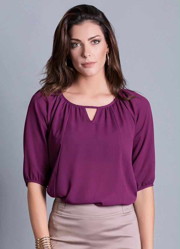 Multimarcas - Blusa Mangas 7/8 com Abertura Gota Roxa