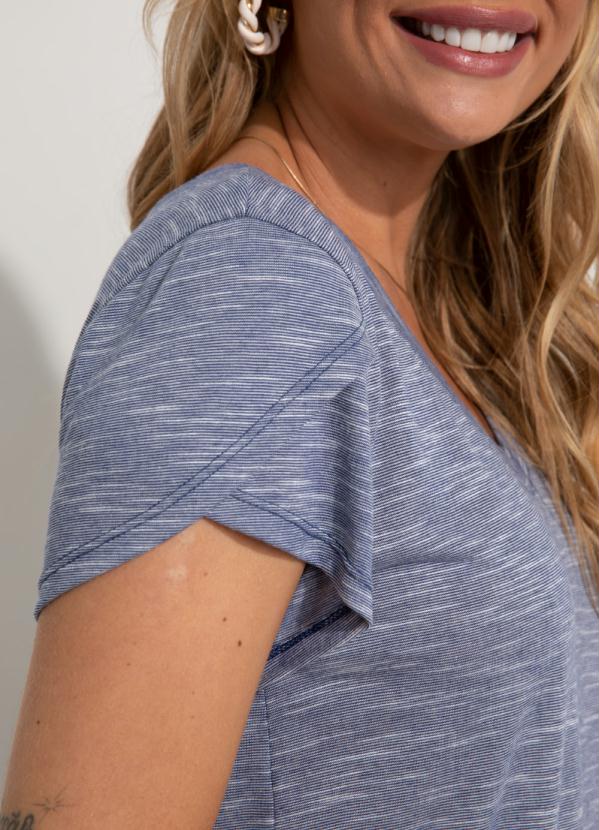 Quintess - Blusa Cinza Alongada com Manga Tulipa 10