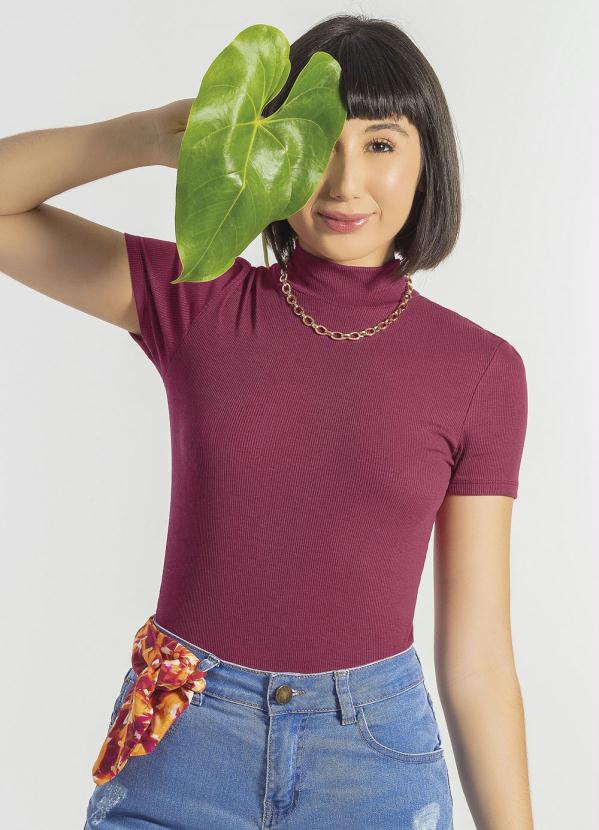 blusa gola alta basica