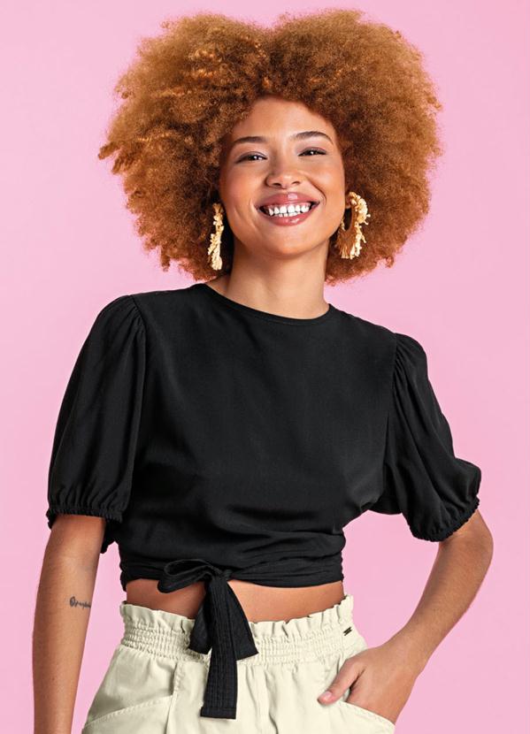 Marialícia - Blusa com Amarração Preto