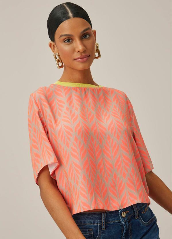 Lança Perfume - Blusa Curta de Viscose Estampada Laranja