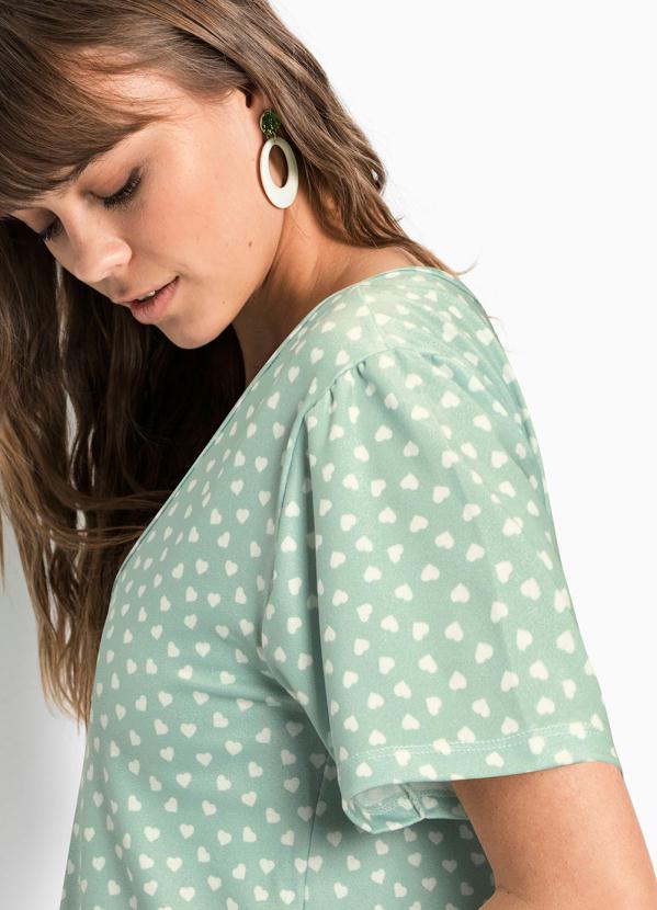 Queima Estoque - Blusa Decote V Poá Coração Verde 4