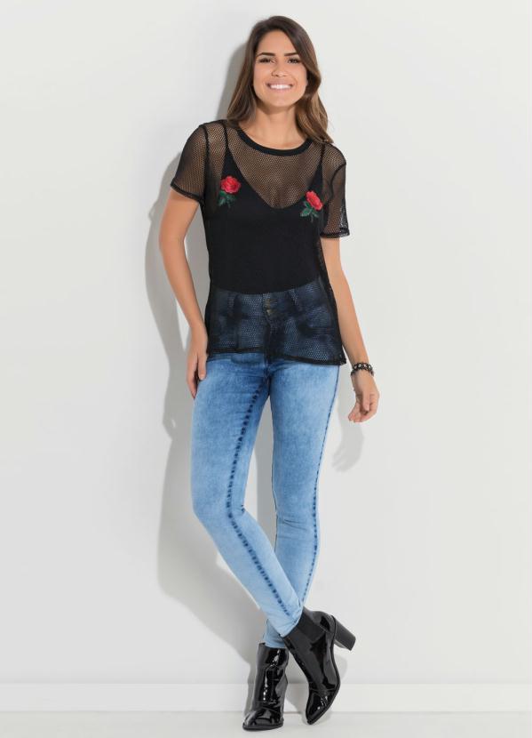 Quintess - Blusa em Tela com Bordado Preta Quintess 7