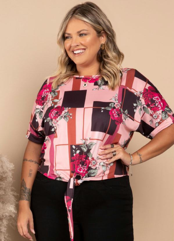 blusa rosa floral