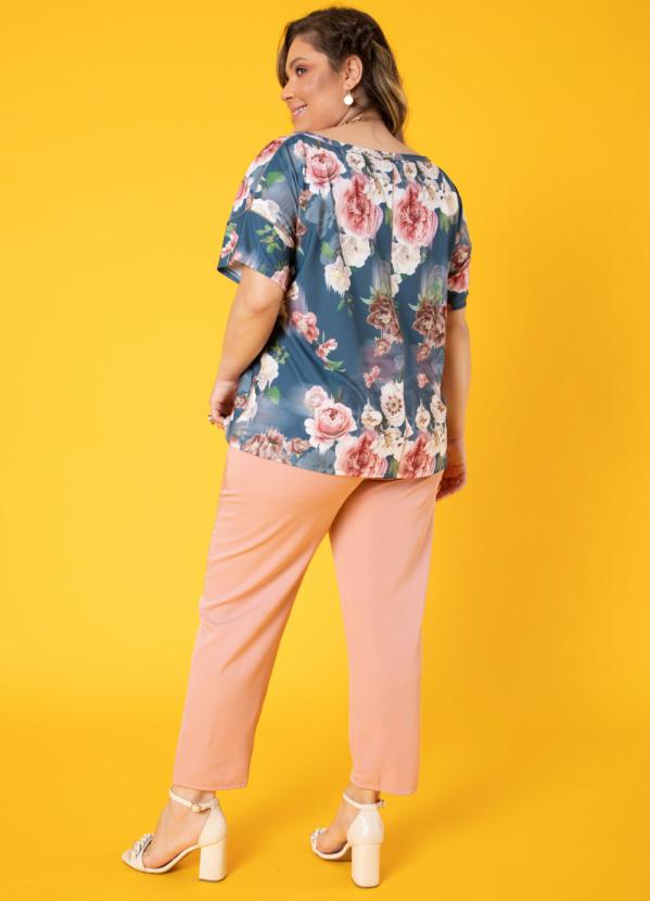 Quintess - Blusa Flores Soltinha com Decote V 8