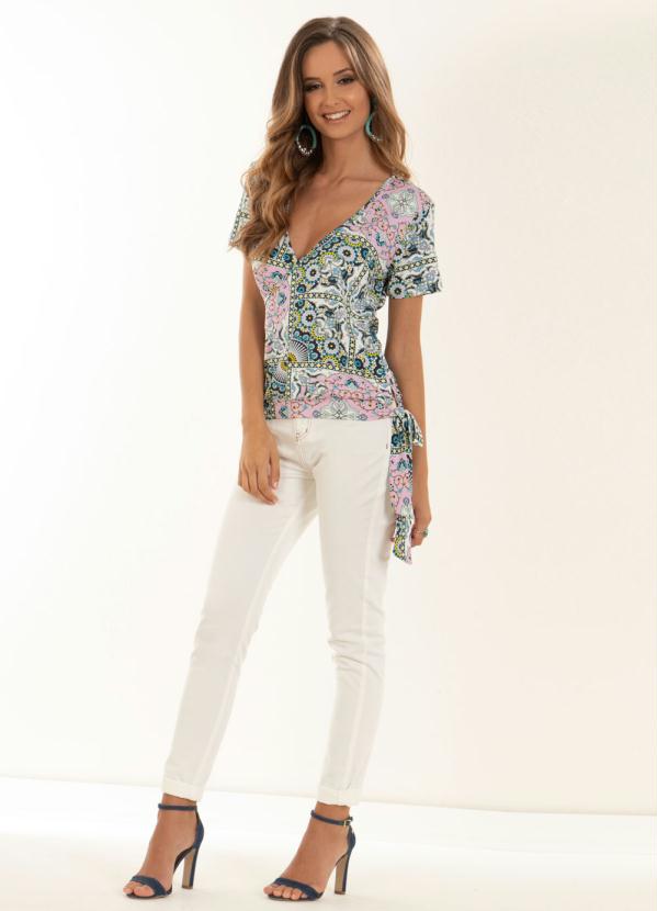 Quintess - Blusa Geométrica Amarração na Lateral da Barra 3